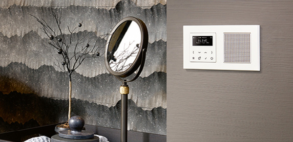 JUNG Smart Radio DAB+ bei Elektrotechnik Kreher GmbH in Frankfurt