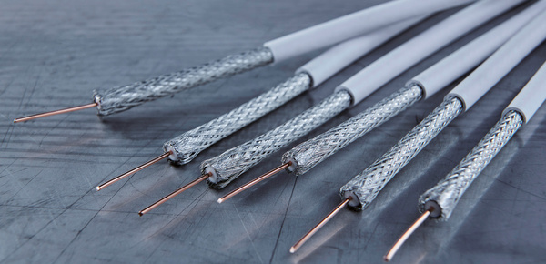 Kabel- und Steckverbinder bei Elektrotechnik Kreher GmbH in Frankfurt