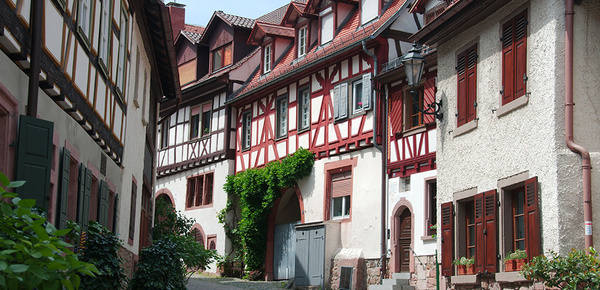 Altbau­sanierung bei Elektrotechnik Kreher GmbH in Frankfurt