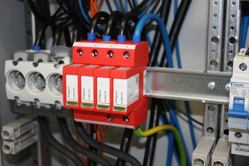 U berspannungsschutz bei Elektrotechnik Kreher GmbH in Frankfurt